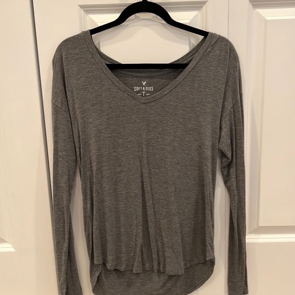 American Eagle Gray T-shirt